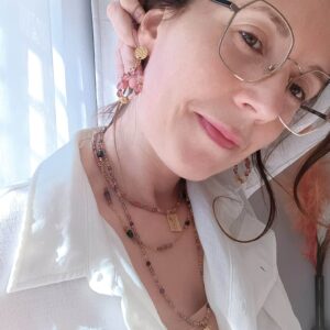 Boucles PRIYA quartz fraise