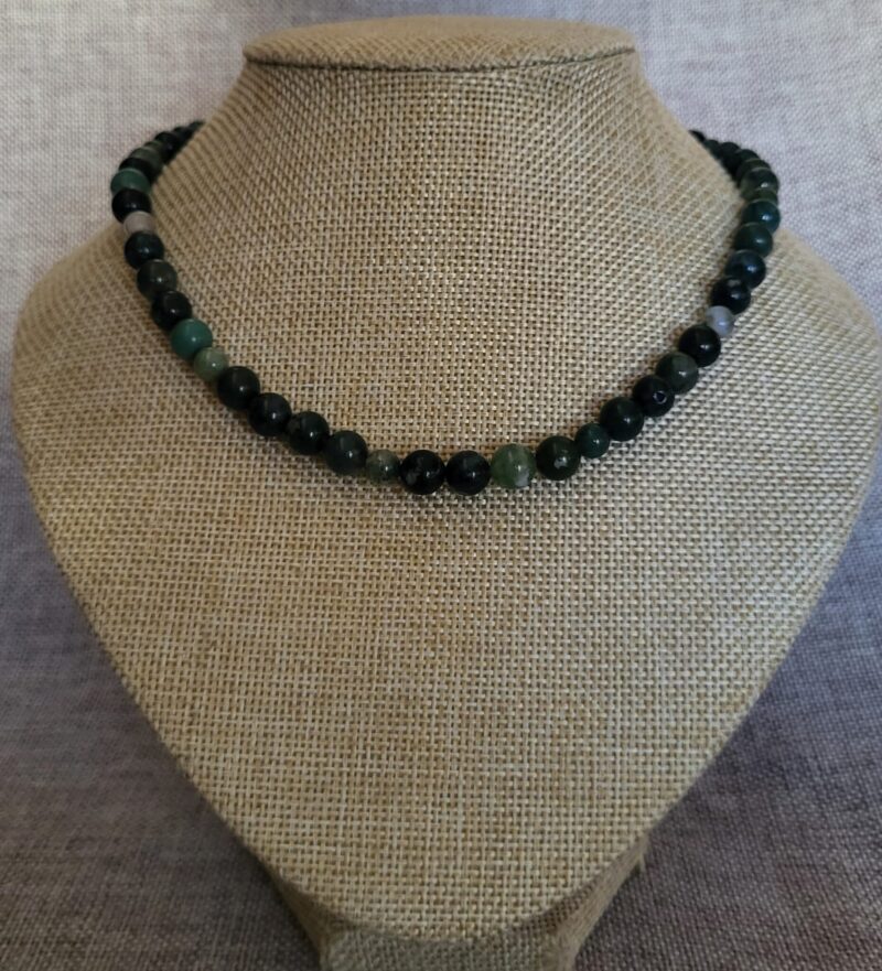 Collier perles agate mousse