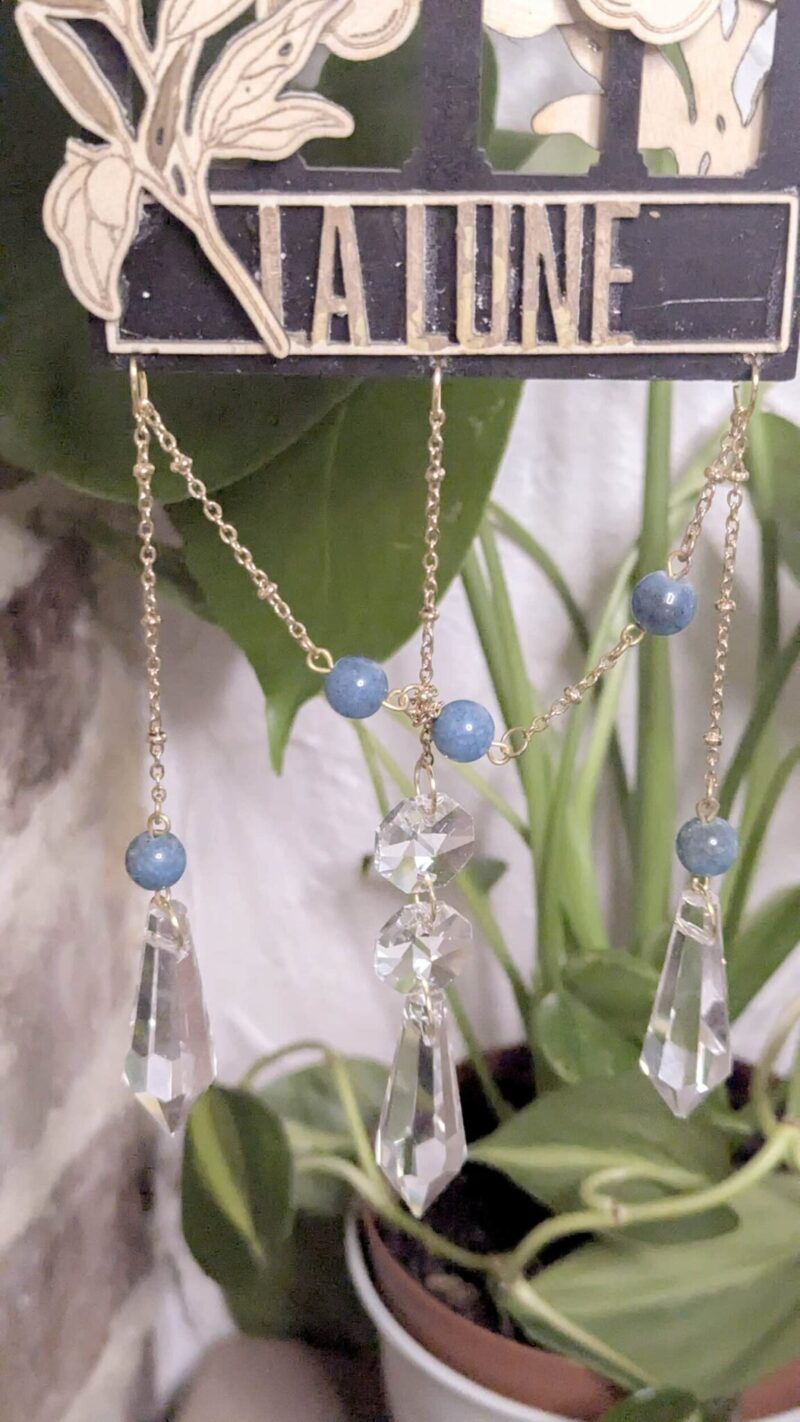 Suncatcher “La Lune” - Apatite Bleue