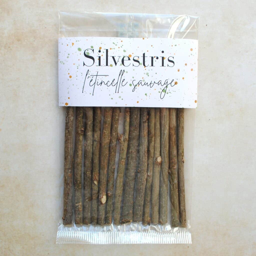 Petites branches de chêne centenaire Quercus - 30 gr -
