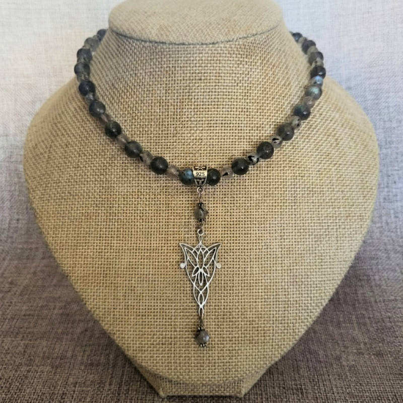 Collier étoile du soir