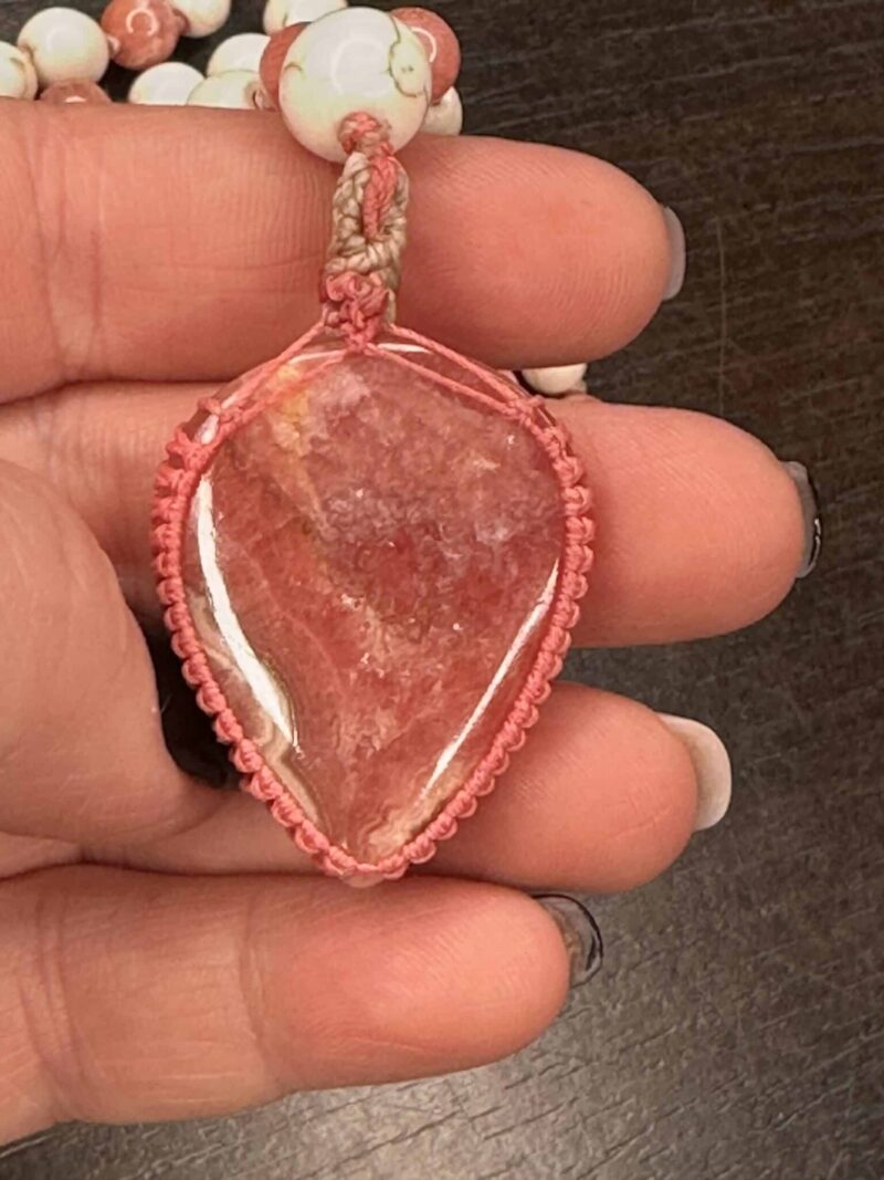 Collier mala sacre « Nanna Nepsodóttir » Rhodochrosite