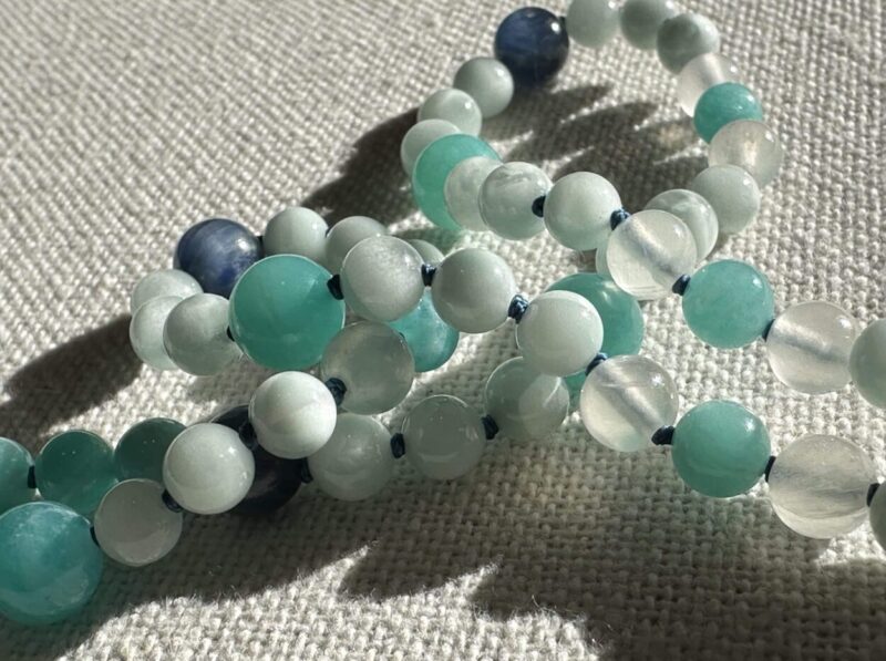 Collier Mala Sacré « Snotra » : Cyanite & Amazonite