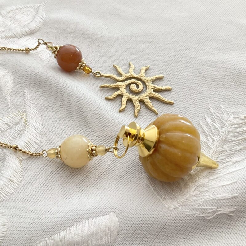 Pendule de divination en Jade couleur Topaze & Acier Doré