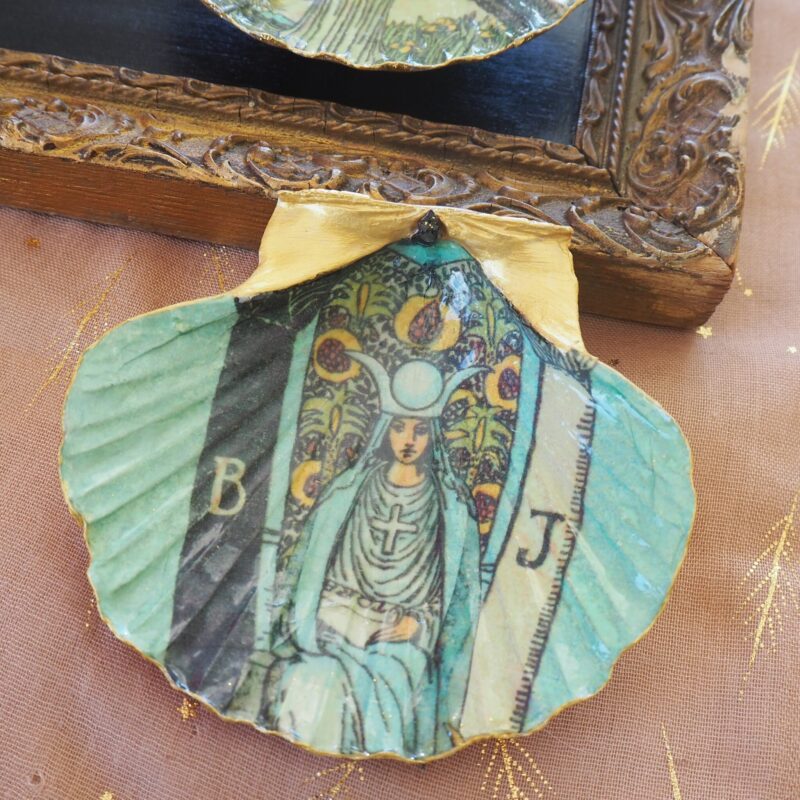 Coquille Saint-Jacques Papesse - Talisman de purification