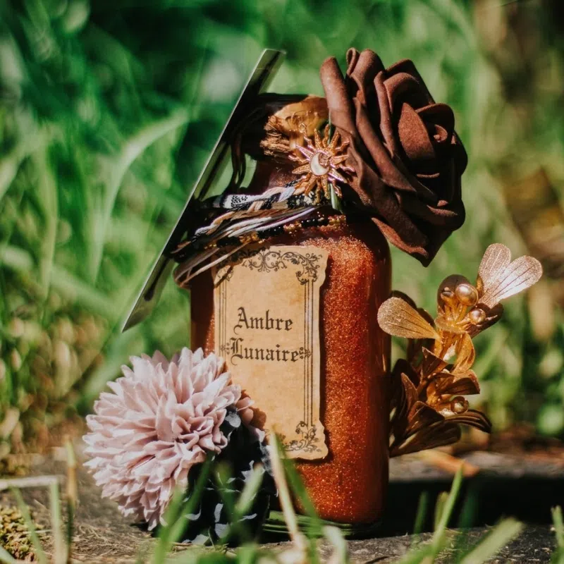 Ambre Lunaire – Fiole magique décorative