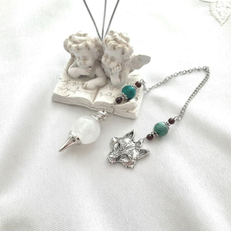Pendule divinatoire en cristal de roche jaspe turquoise et jade grenat