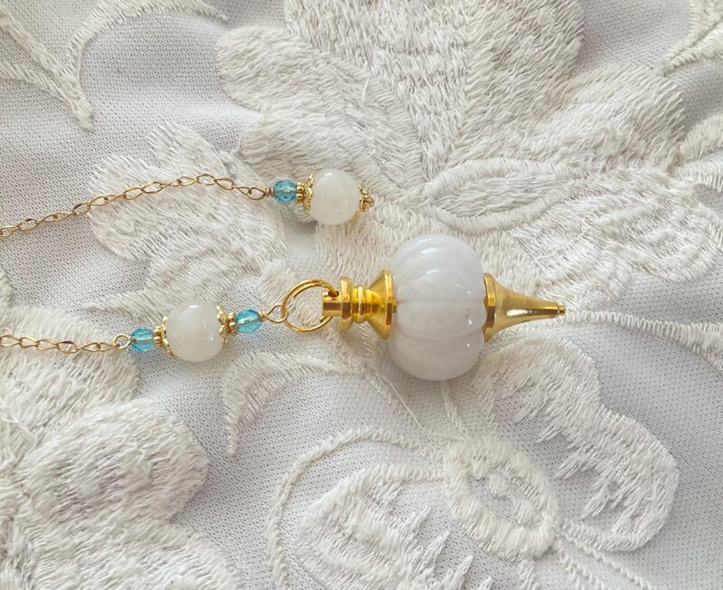 Pendule de radiesthésie en Jade blanc & Soleil doré