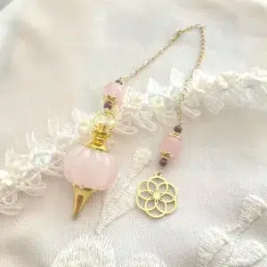 Pendule de divination en Quartz rose, Grenat et Fleur de vie