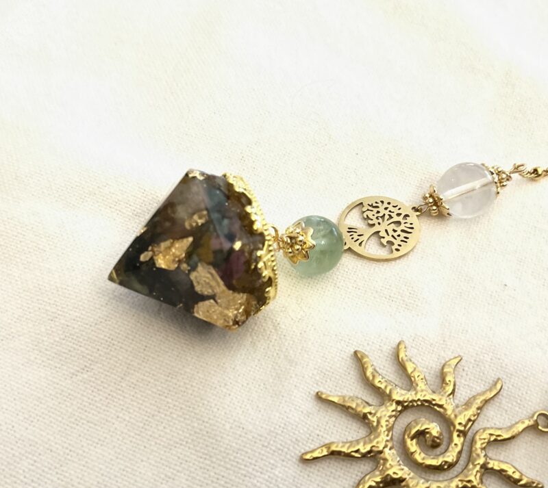 Pendule divinatoire avec Orgonite en Fluorite - fait-main
