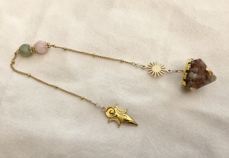 Pendule Divinatoire Orgonite en Morganite - Féminité Sacrée