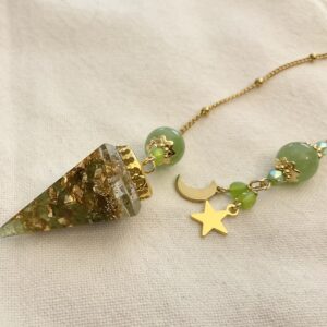Pendule divinatoire Orgonite en Préhnite, Péridot - étoile/lune