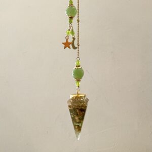 Pendule divinatoire Orgonite en Préhnite, Péridot - étoile/lune