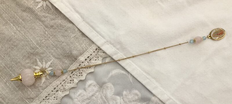 Pendule Notre-Dame de Guadalupe - Quartz Rose et Aigue-Marine