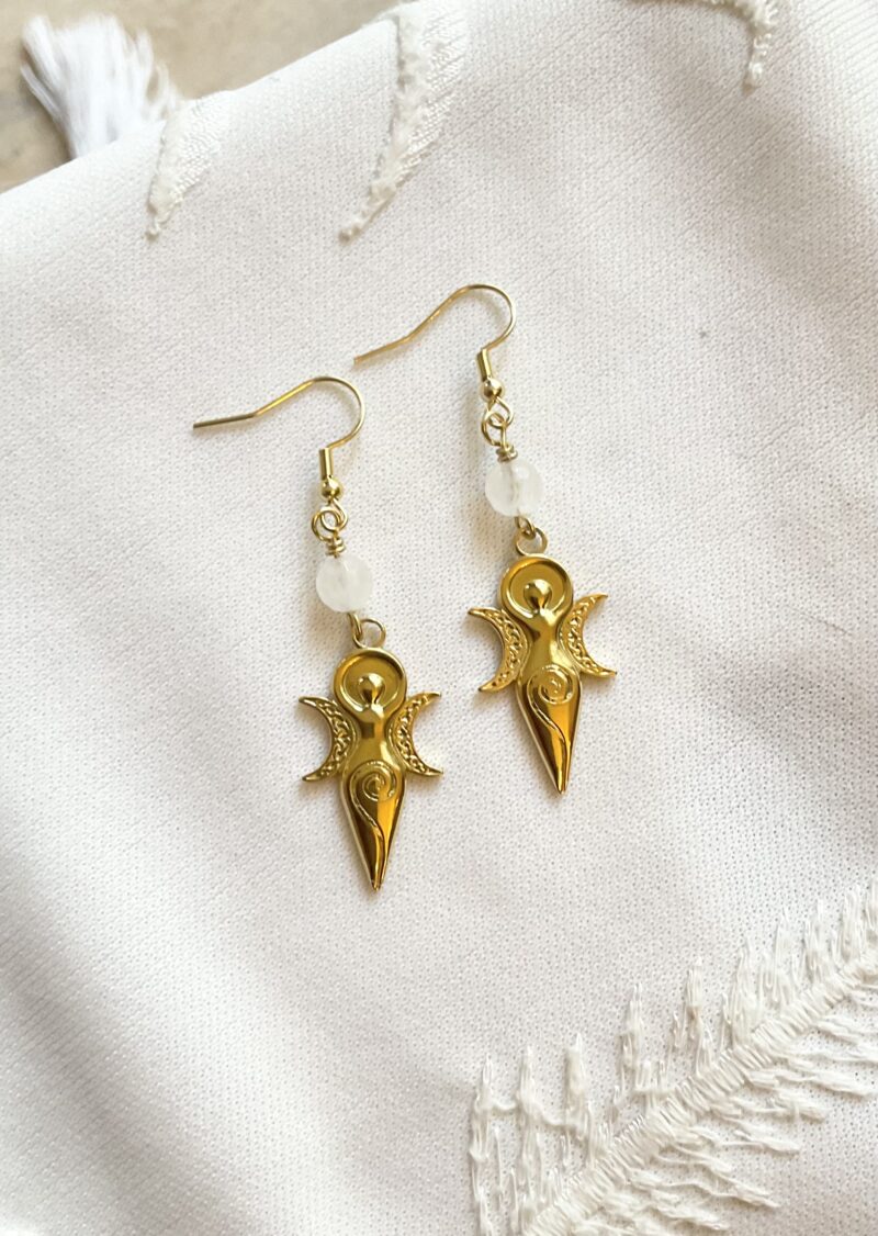 Boucles d’oreilles Triple déesse en Cristal de roche
