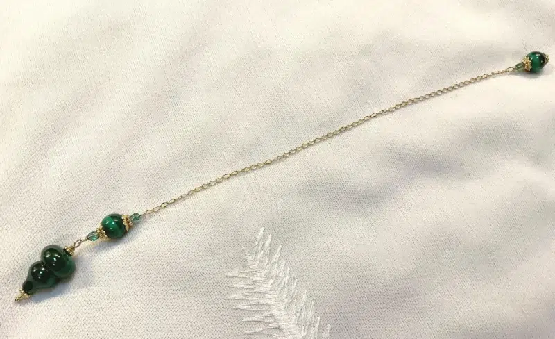 il_fullxfull.7724539040_uick (1) Pendule divinatoire en Malachite et Acier inoxydable doré