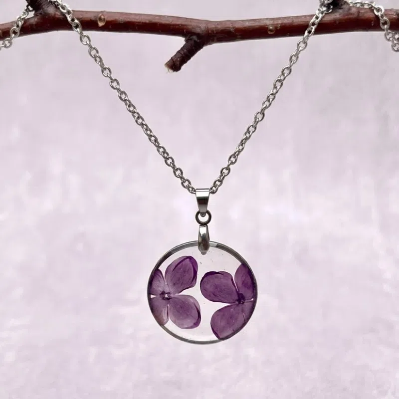 Collier " Âme de Lilas " - Collection Herbier figé