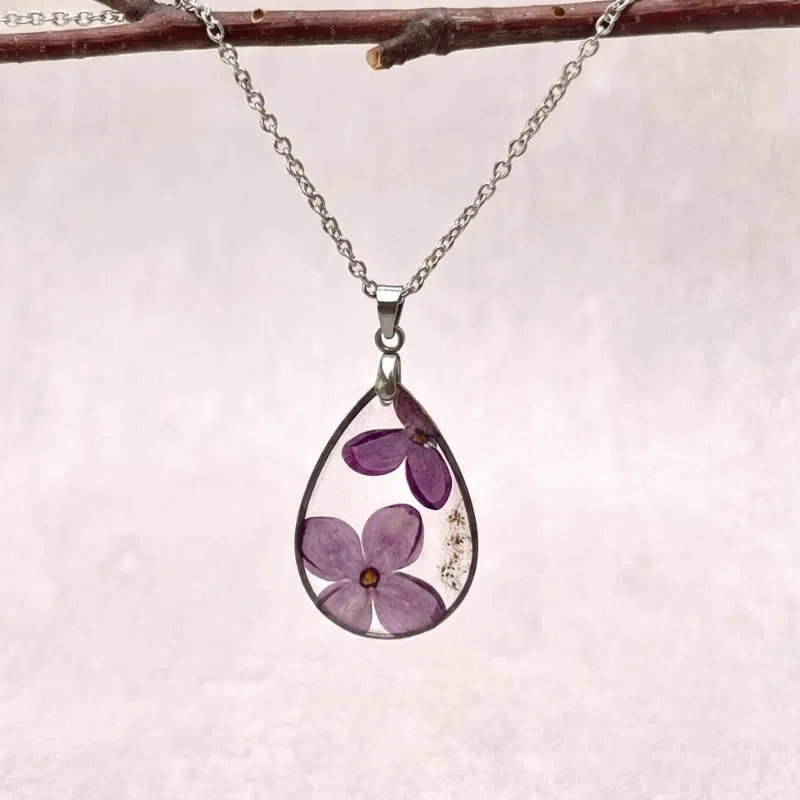 Collier " Âme de Lilas " - Collection Herbier figé