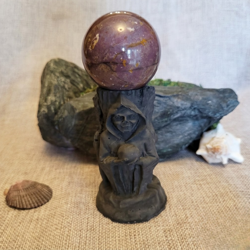Statuette vieille mère